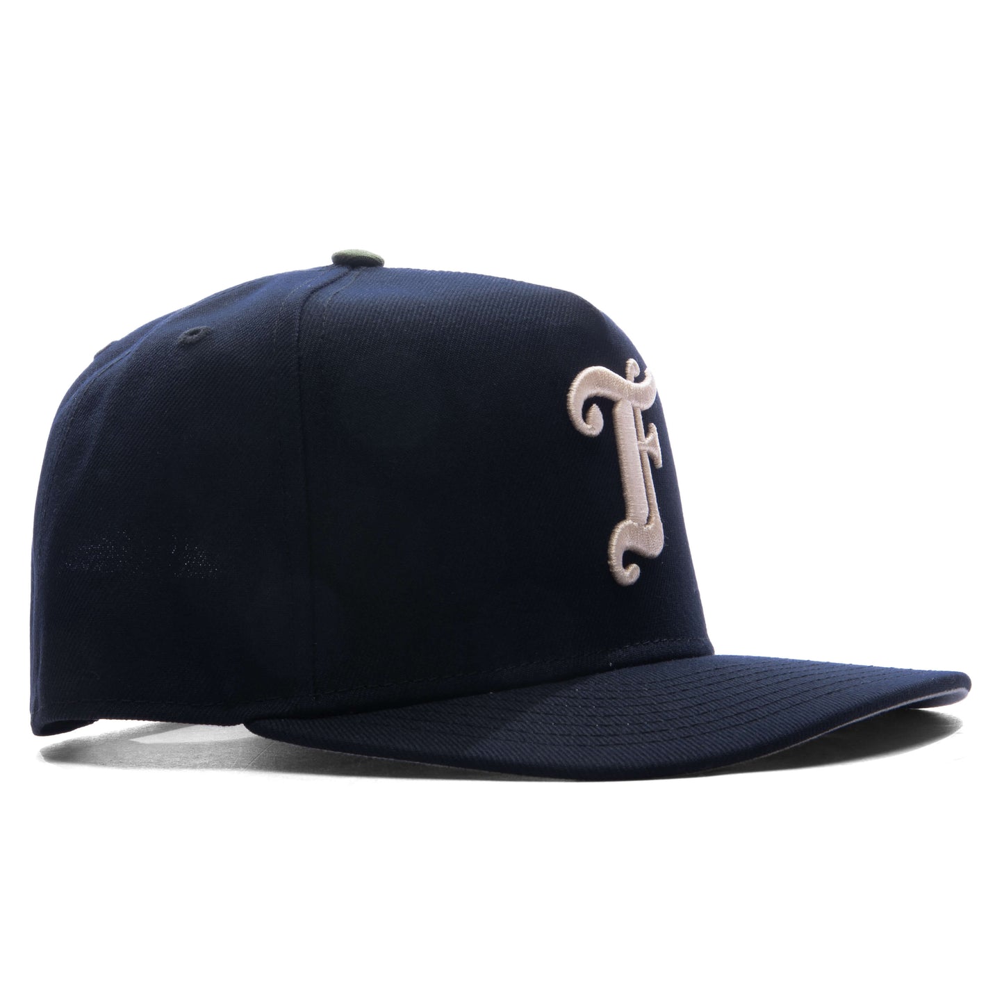 Feature x New Era 9FIFTY Curved A-Frame Old English F Snapback - Navy