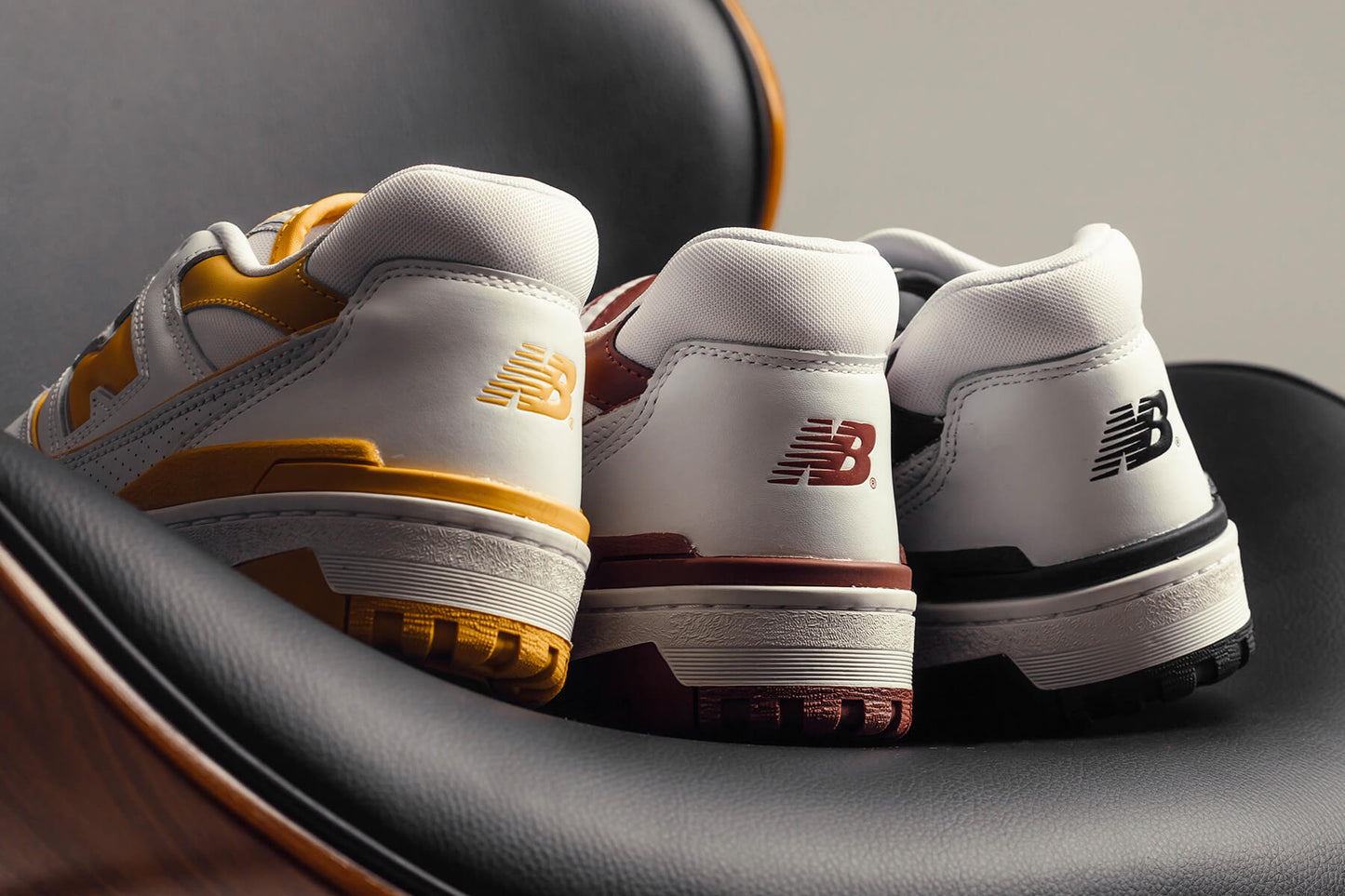 550 - White/Maroon