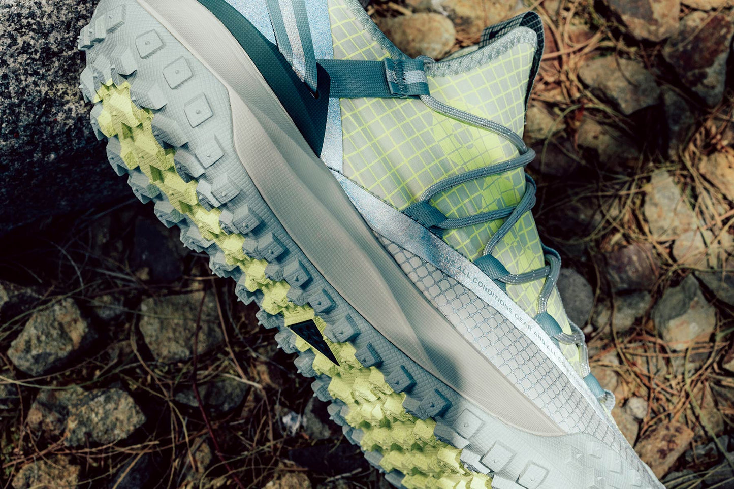 ACG Mountain Fly Low - Sea Glass/Lime Blast