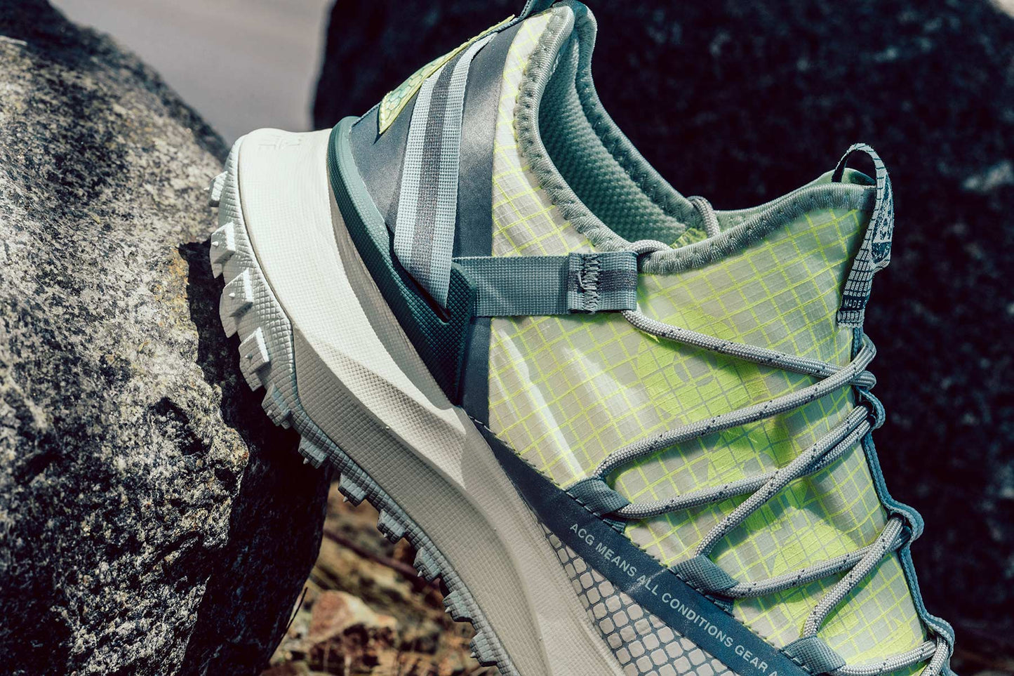 ACG Mountain Fly Low - Sea Glass/Lime Blast