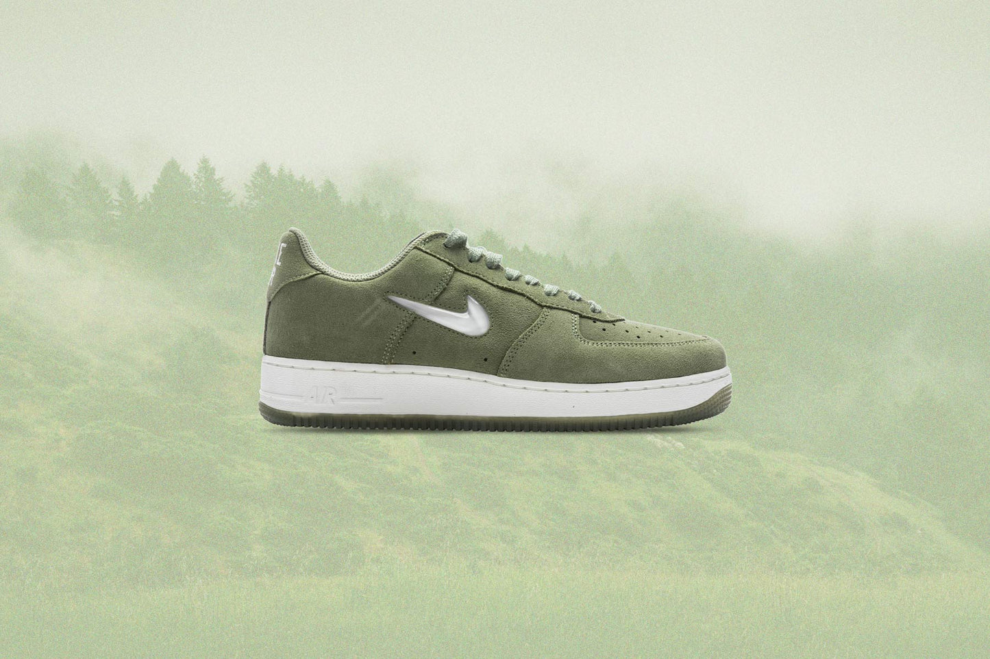 Air Force 1 Low Retro Green Suede - Oil Green/Summit White