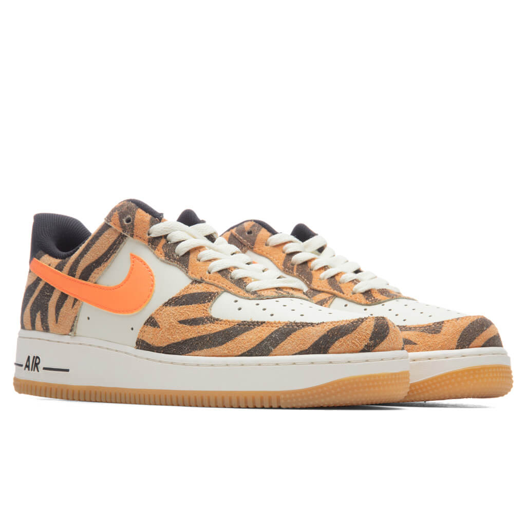 Air Force 1 '07 Premium - Coconut Milk/Atomic Orange