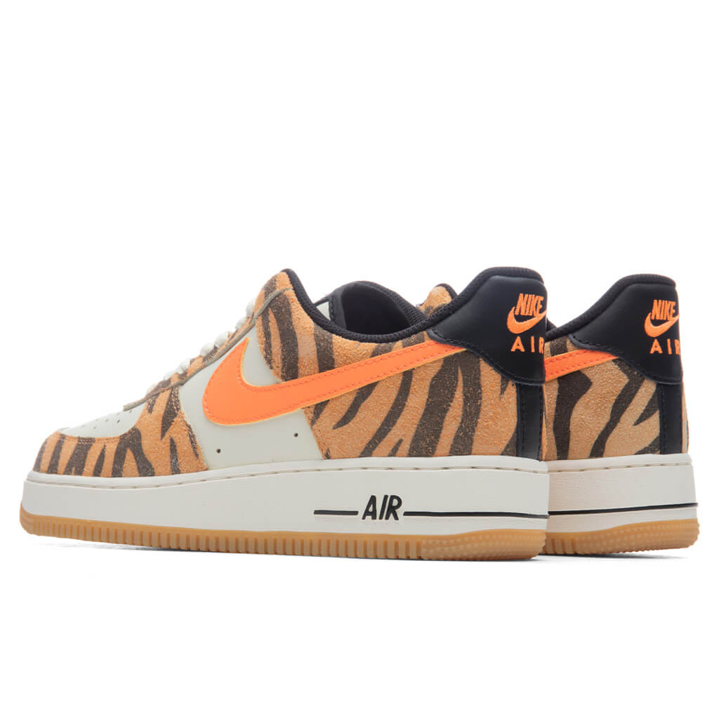 Air Force 1 '07 Premium - Coconut Milk/Atomic Orange