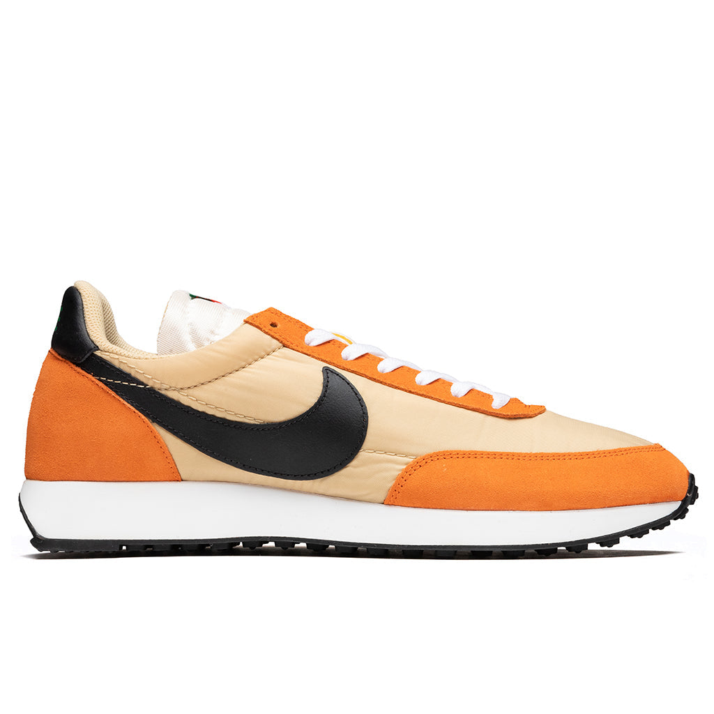 Air Tailwind 79 - Team Gold/Black