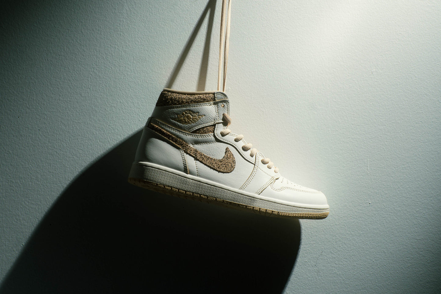 Air Jordan 1 Retro High OG Craft Vibrations of Naija - Sail/Pale Vanilla/Black