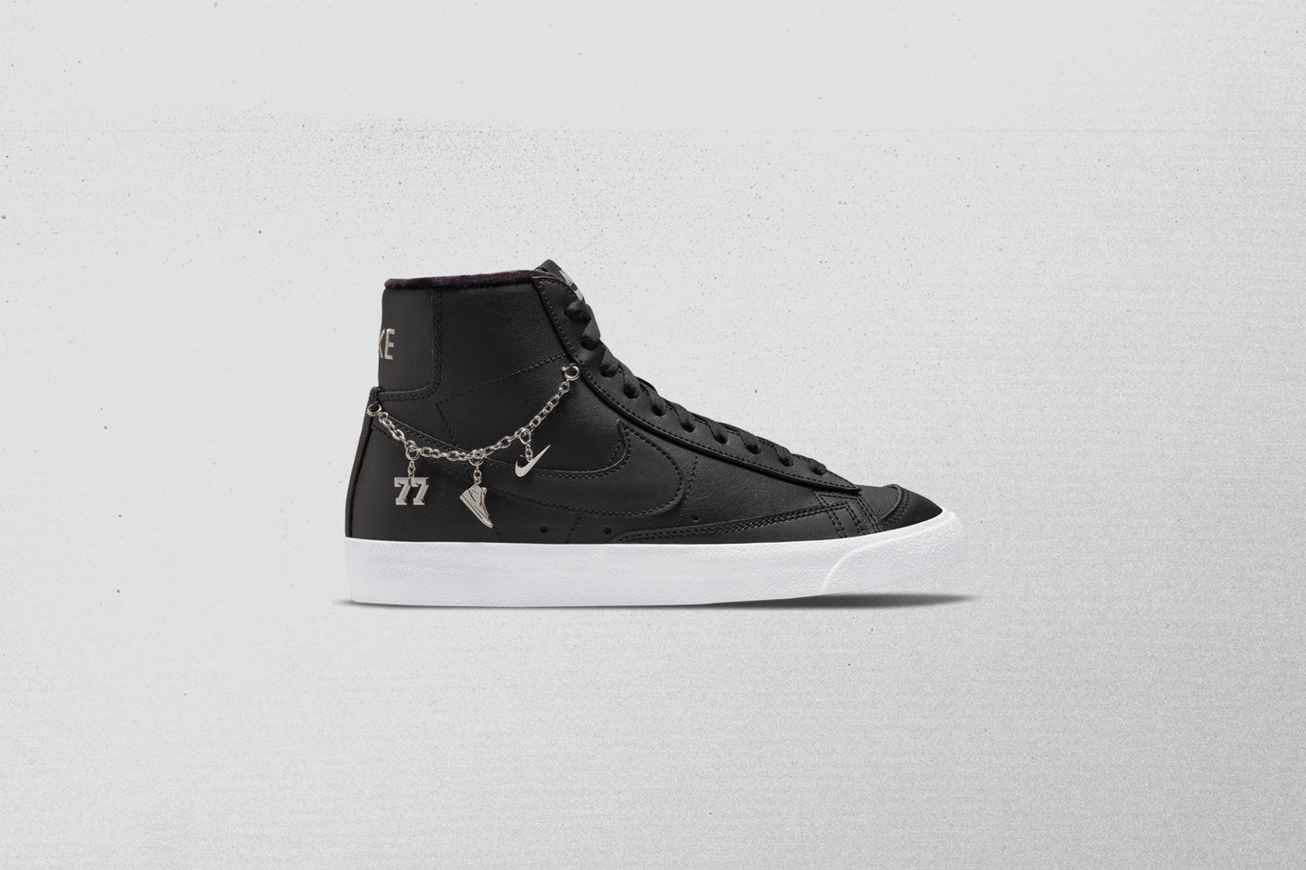 Women's Blazer Mid '77 LX - Black/Black/Metallic Silver