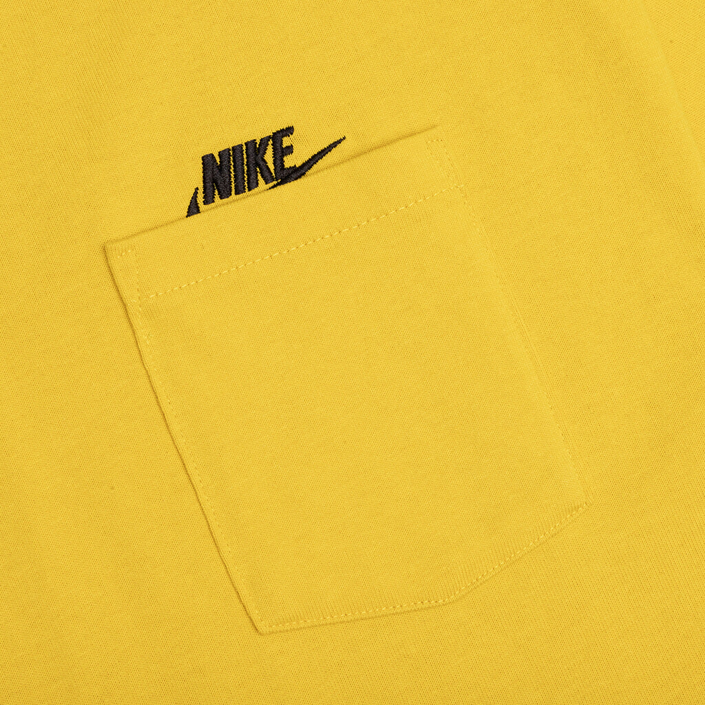 Sportswear Premium Essentials Pocket T-Shirt - Vivid Sulfur/Black