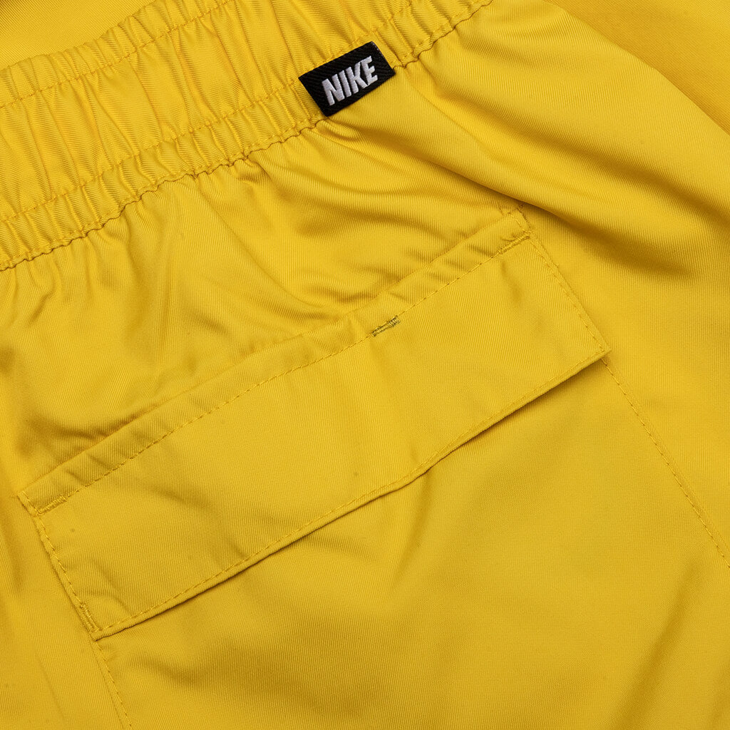 Sportswear Sport Essentials Woven Lined Flow Shorts - Vivid Sulfur/White
