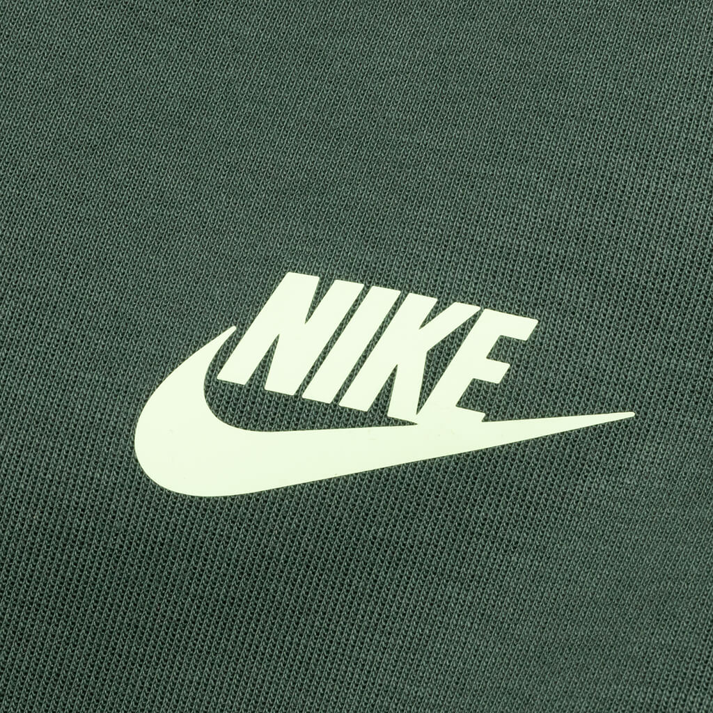 Sportswear Tech Fleece Joggers - Galactic Jade/Light Liquid Lime