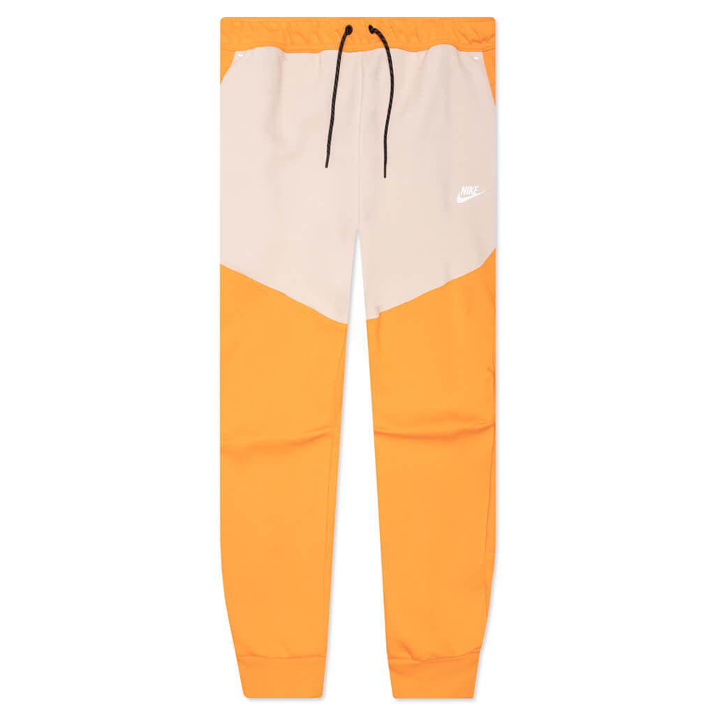 Sportswear Tech Fleece Joggers - Kumquat/Sanddrift