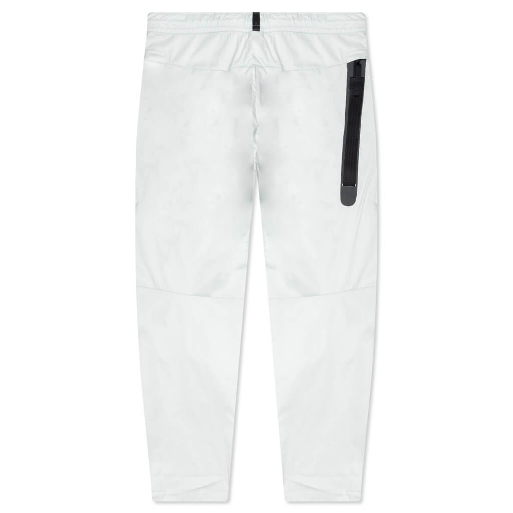 Sportswear Tech Pack Cargo Pants - Light Silver/Black