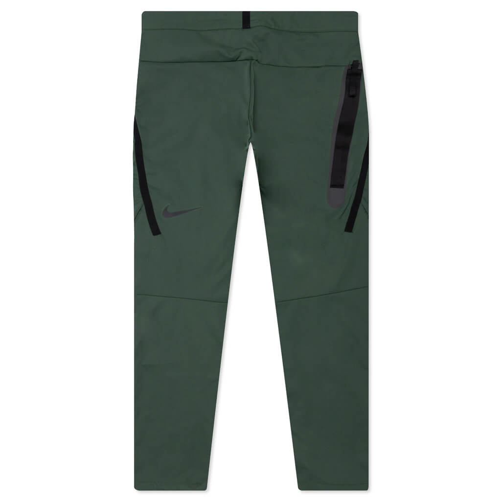 Sportswear Tech Pack Cargo Trousers - Galactic Jade/Black