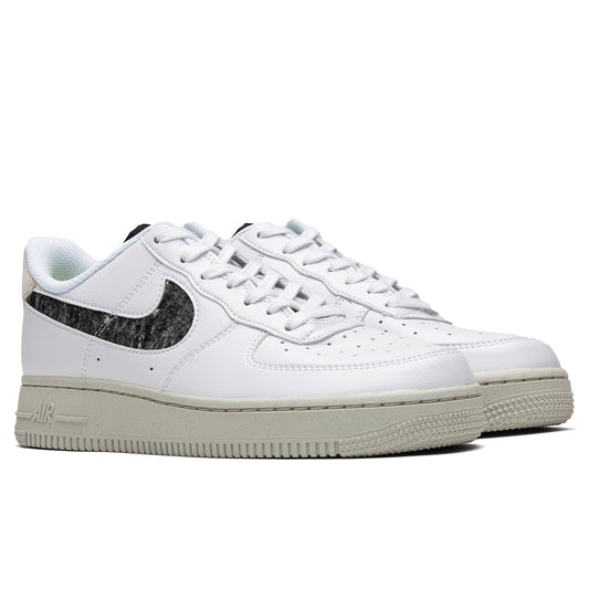 Women's Air Force 1 '07 SE - White/Black/Light Bone