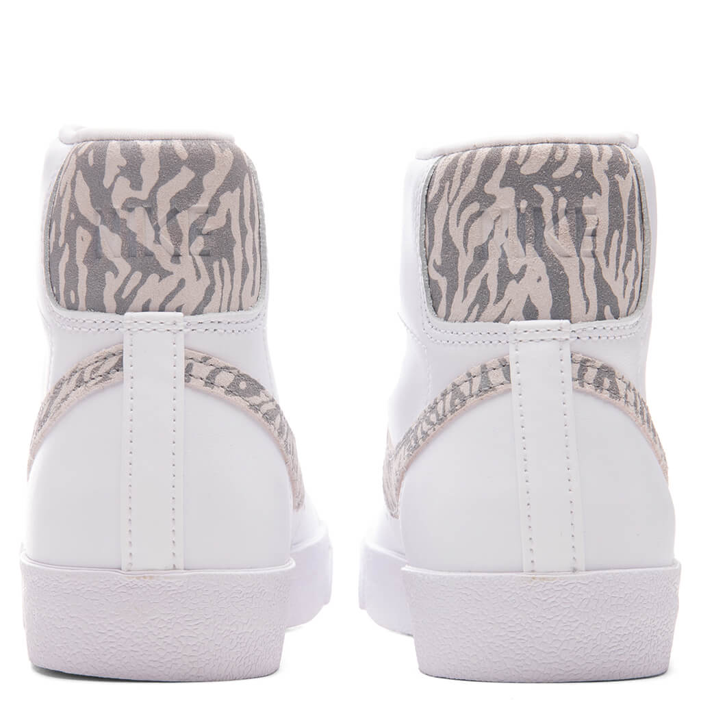 Women's Blazer Mid '77 SE 'Zebra' - White/Particle Grey