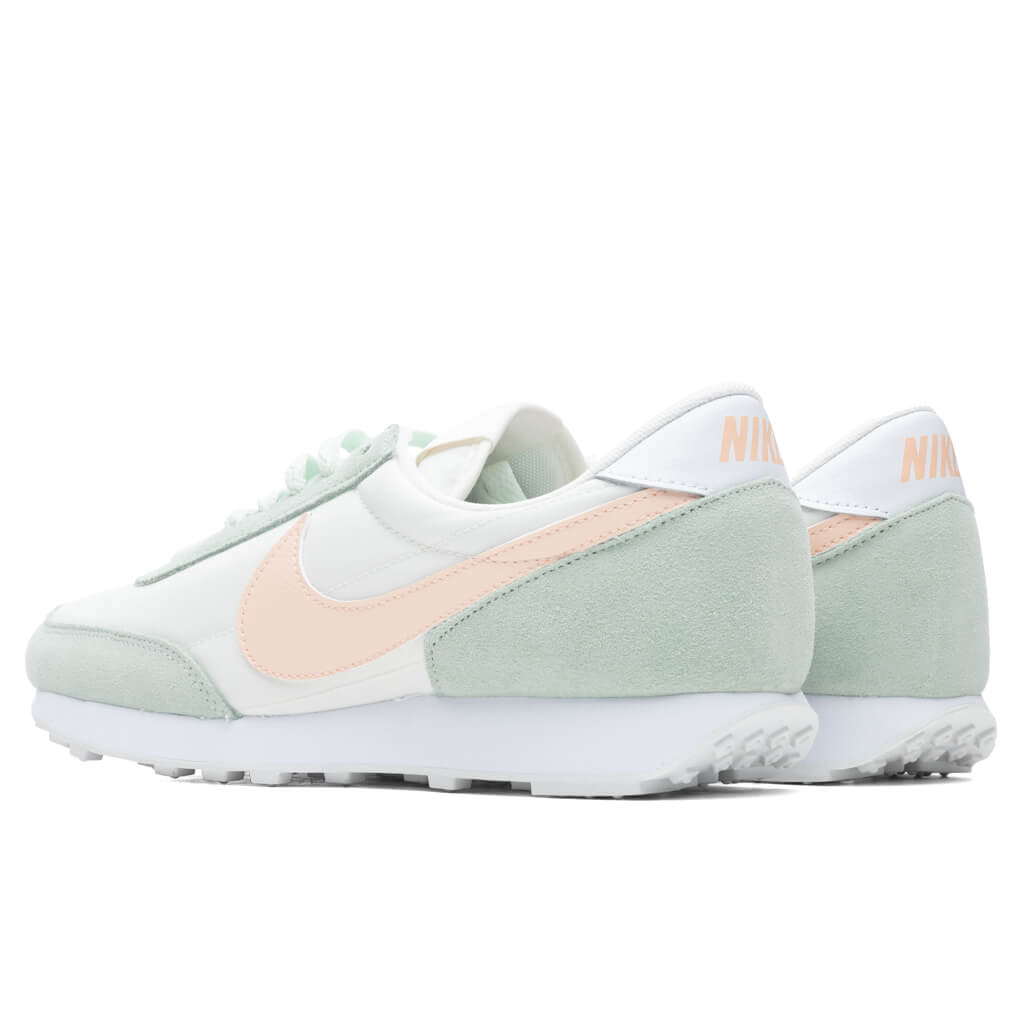 Women's Daybreak - Sail/Crimson Tint