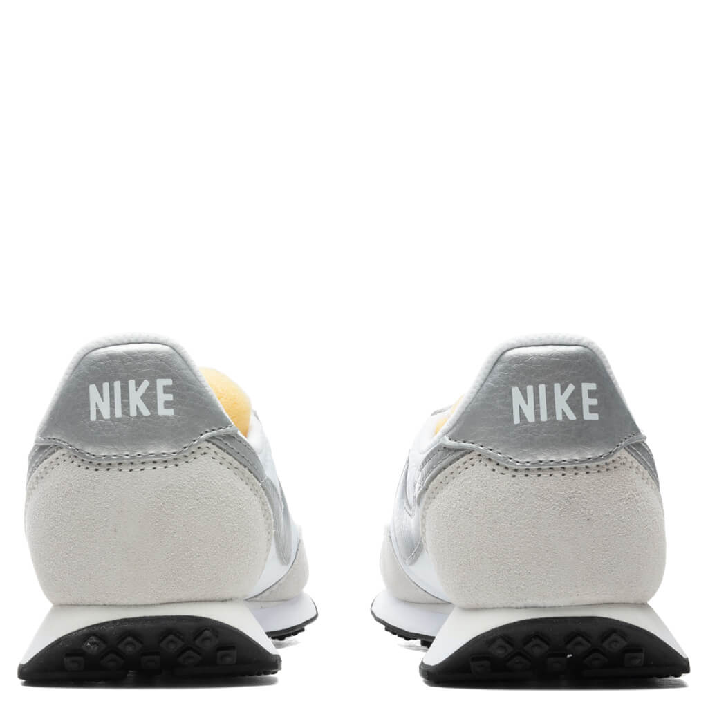 Women's Waffle Trainer 2 - White/Metallic Silver