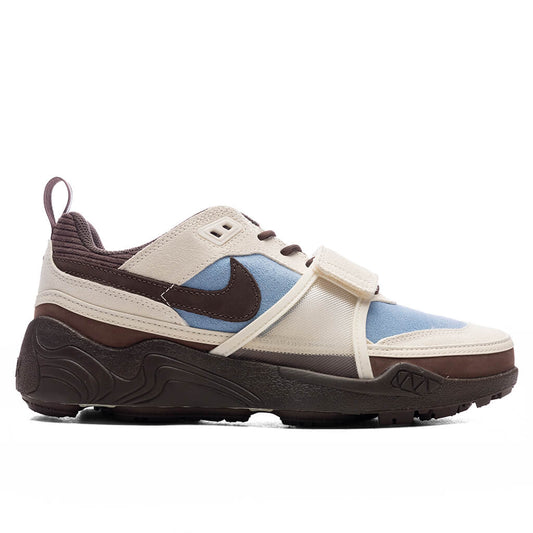 Nike x Travis Scott Zoom Field Jaxx - Leche Blue/Baroque Brown/Pale Ivory