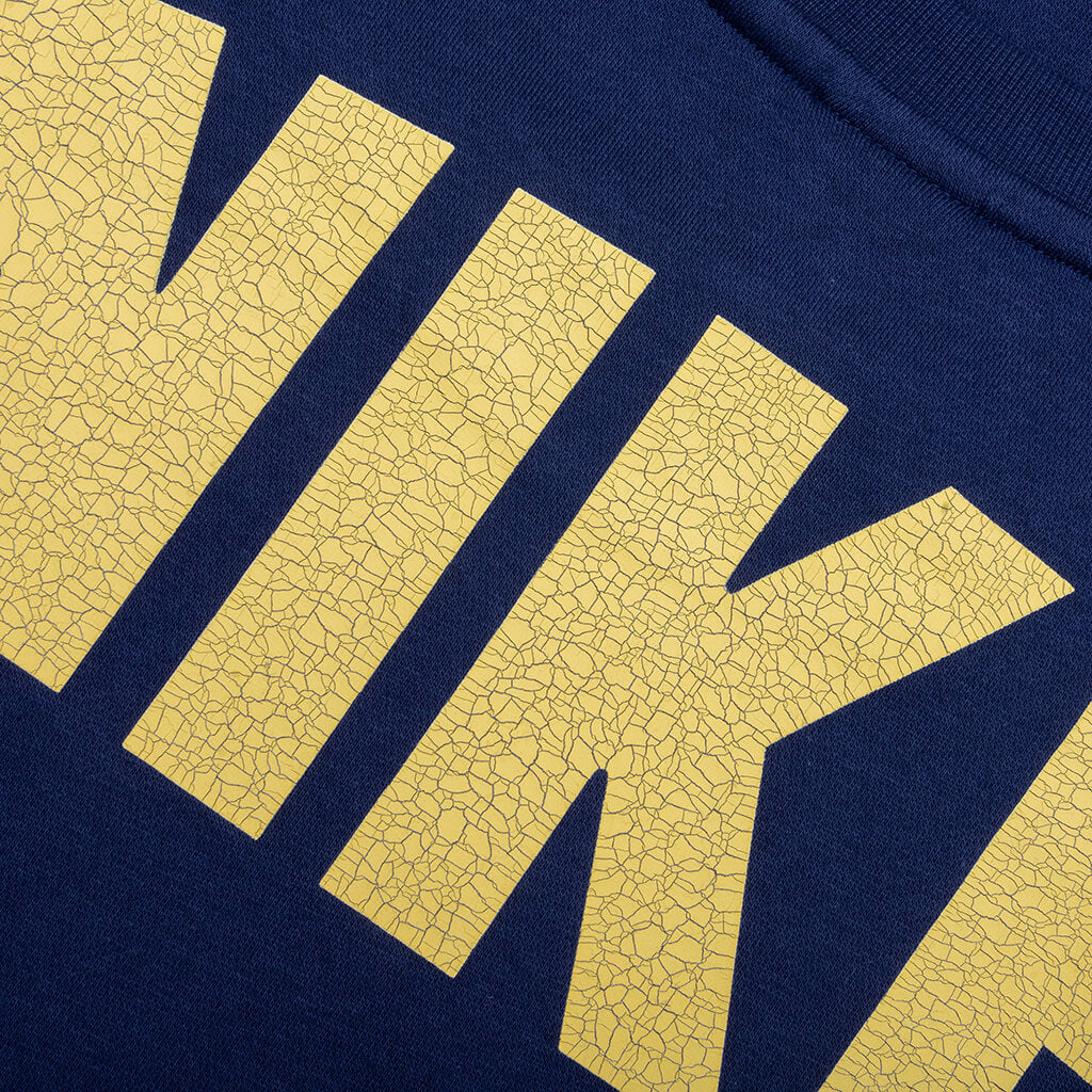 Nike x Stranger Things Fleece Crew - Midnight Navy/Soft Yellow