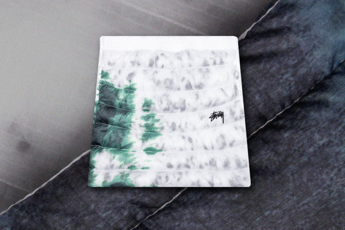 Nike x Stussy Women's Skirt - White/Gorge Green