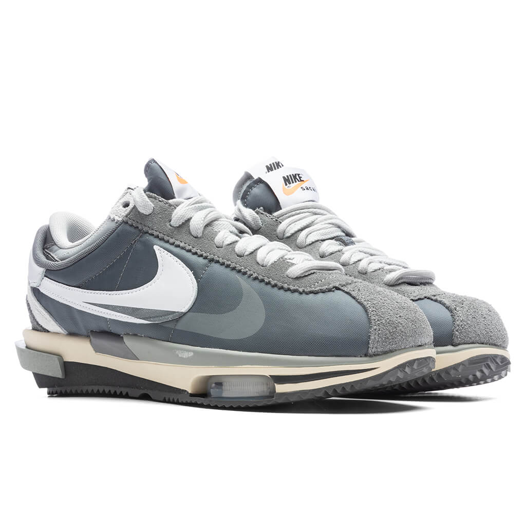 Nike x Sacai Zoom Cortez 4.0 - Iron Grey/White/Light Cream