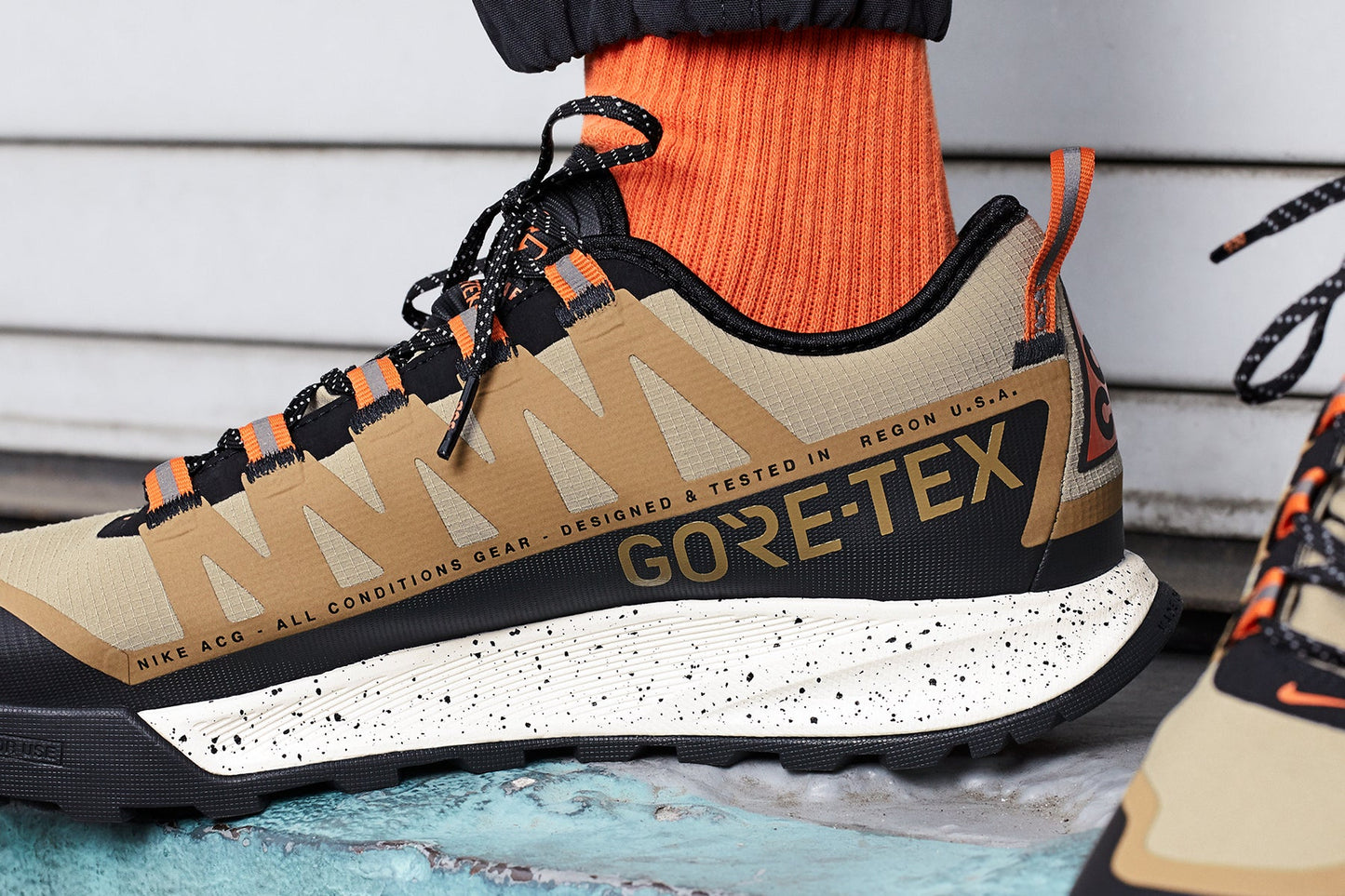 ACG Nasu Gore Tex - Khaki/Golden Beige