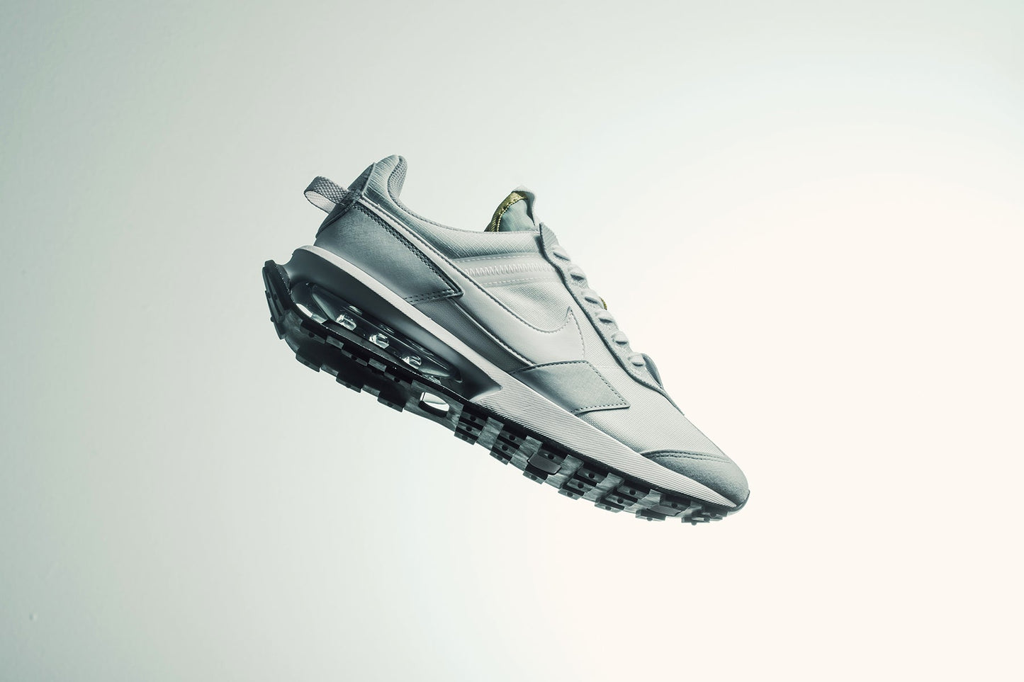 Air Max Pre-Day - Summit White/Pure Platinum