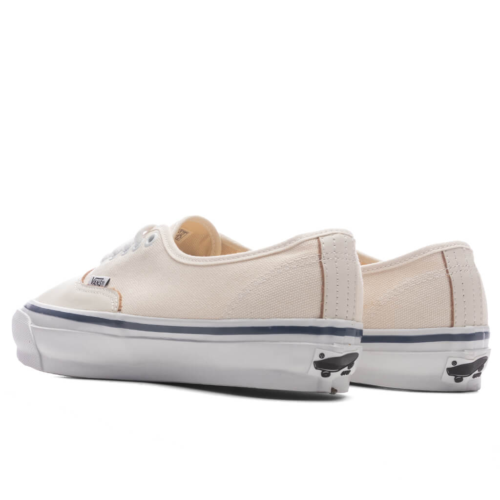 OTW Premium Authentic 44 Siped Vibram - Marshmallow White