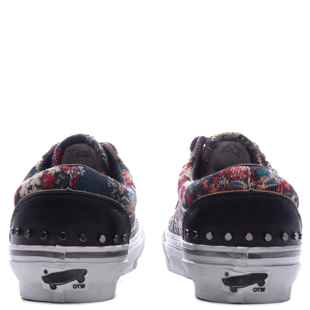 OTW Old Skool 36 Vibram Floral Rivets - Black