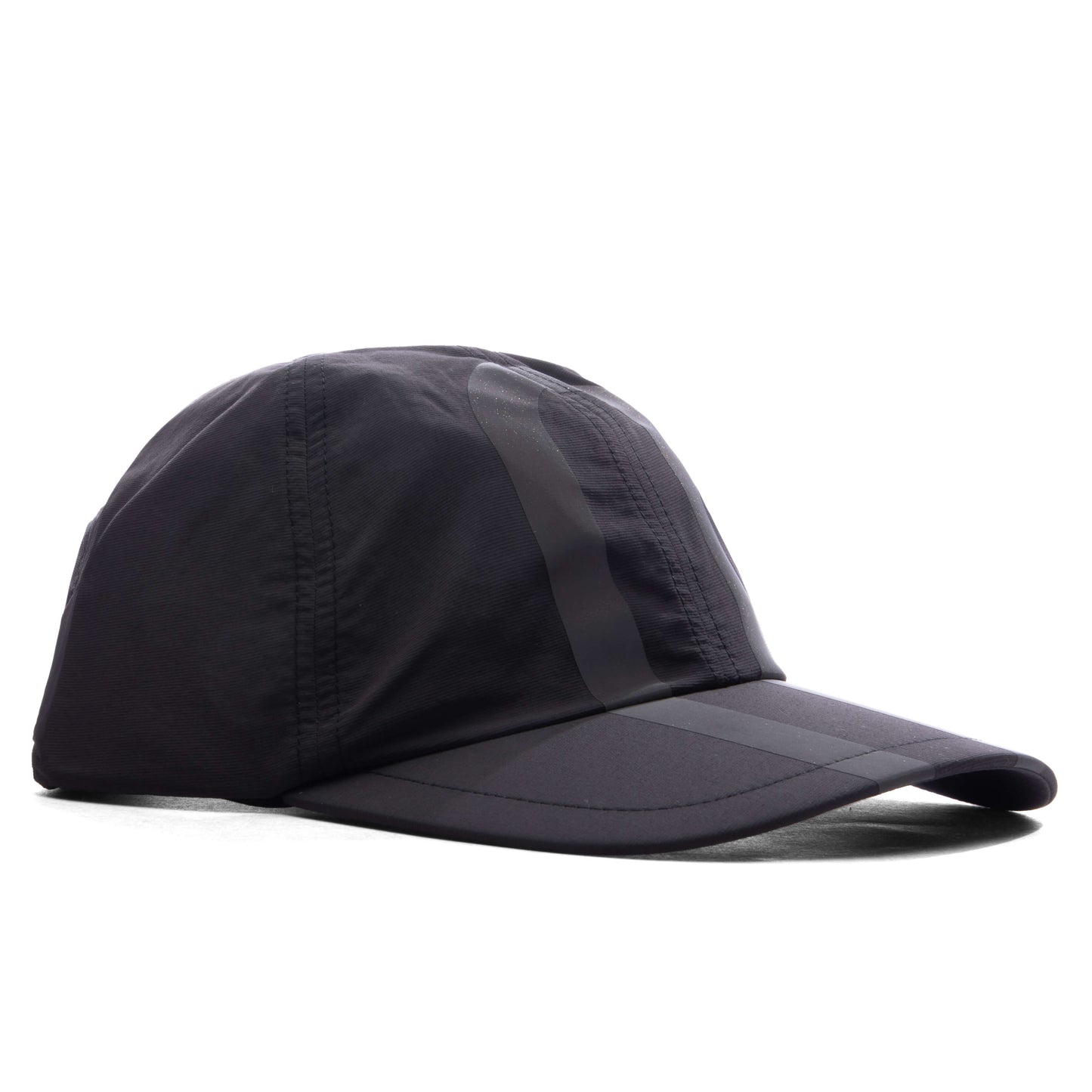 On x IKON On Cap - Magnet/Black