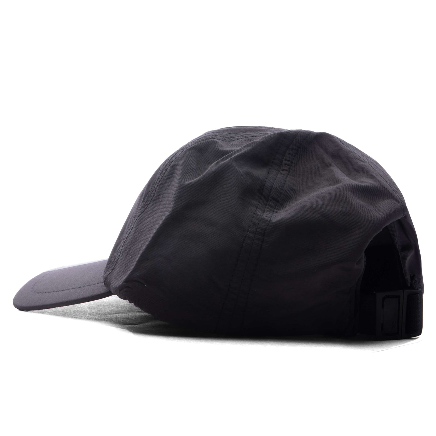On x IKON On Cap - Magnet/Black