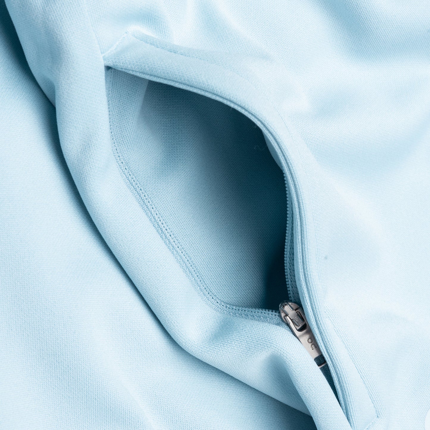 On x IKON Track Pants - Chambray/Cascade