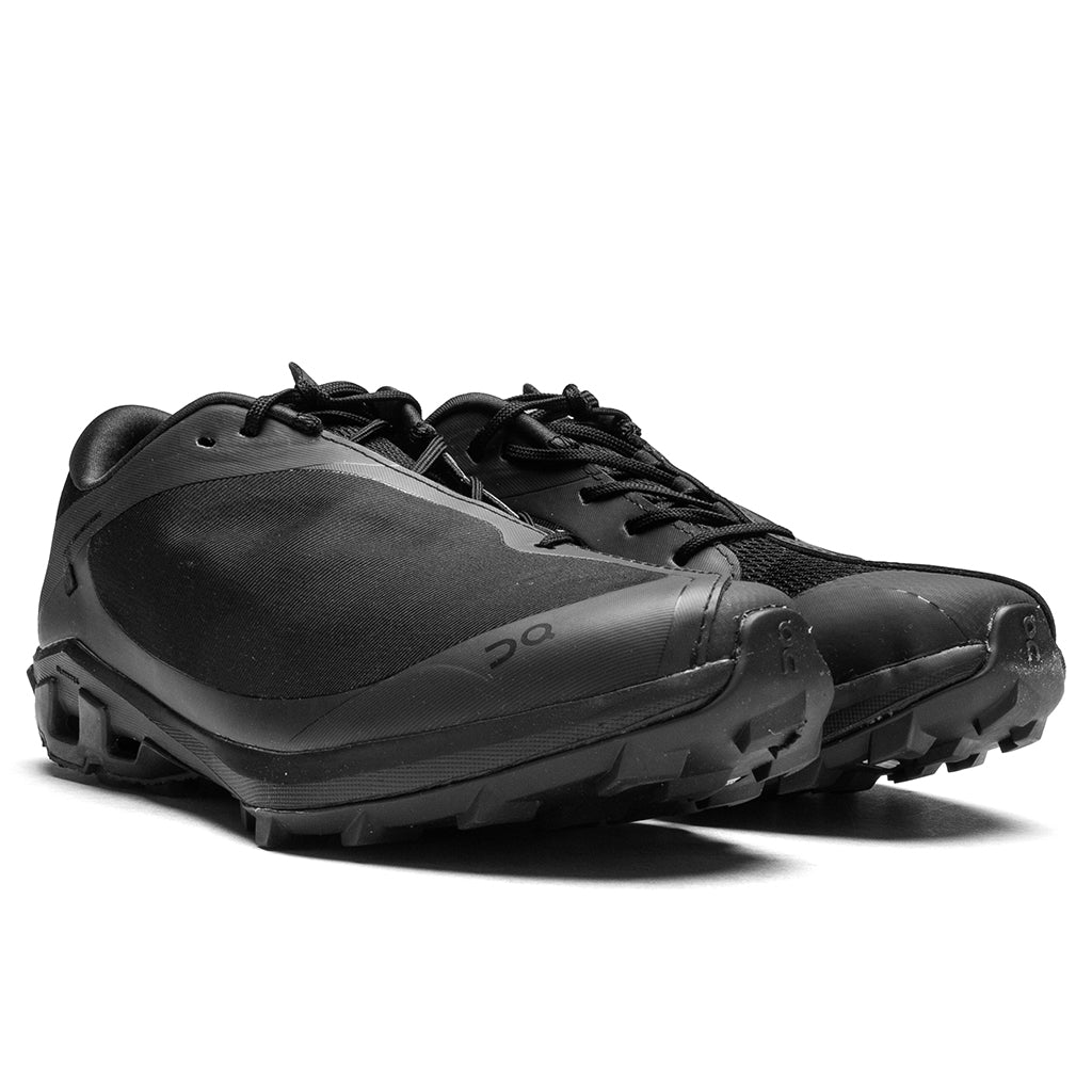 On x PAF Women's Cloudventure Peak - All Black