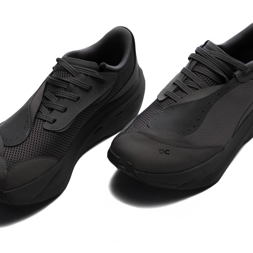 On x PAF Women's Cloudboom Volt - Ember/Pebble