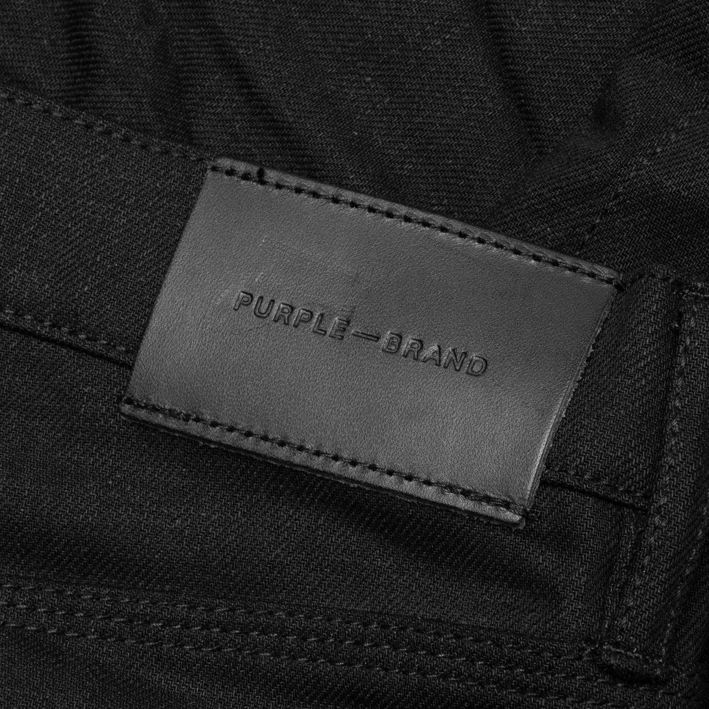 P004 Flare - Black
