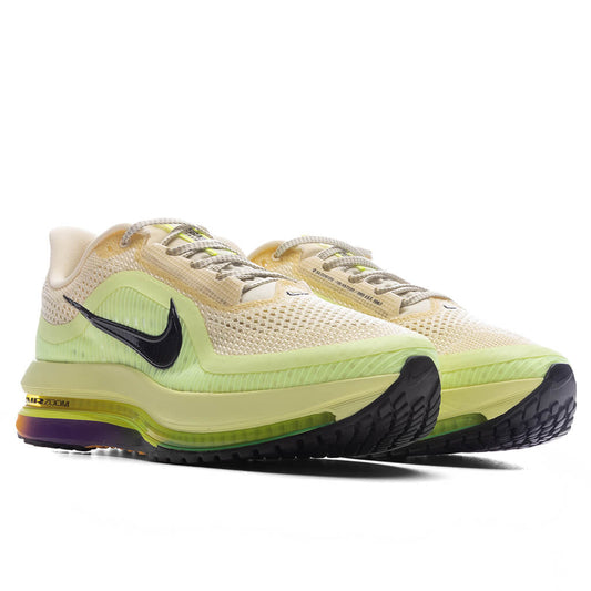 Pegasus Premium - Alabaster/Black/Barely Volt