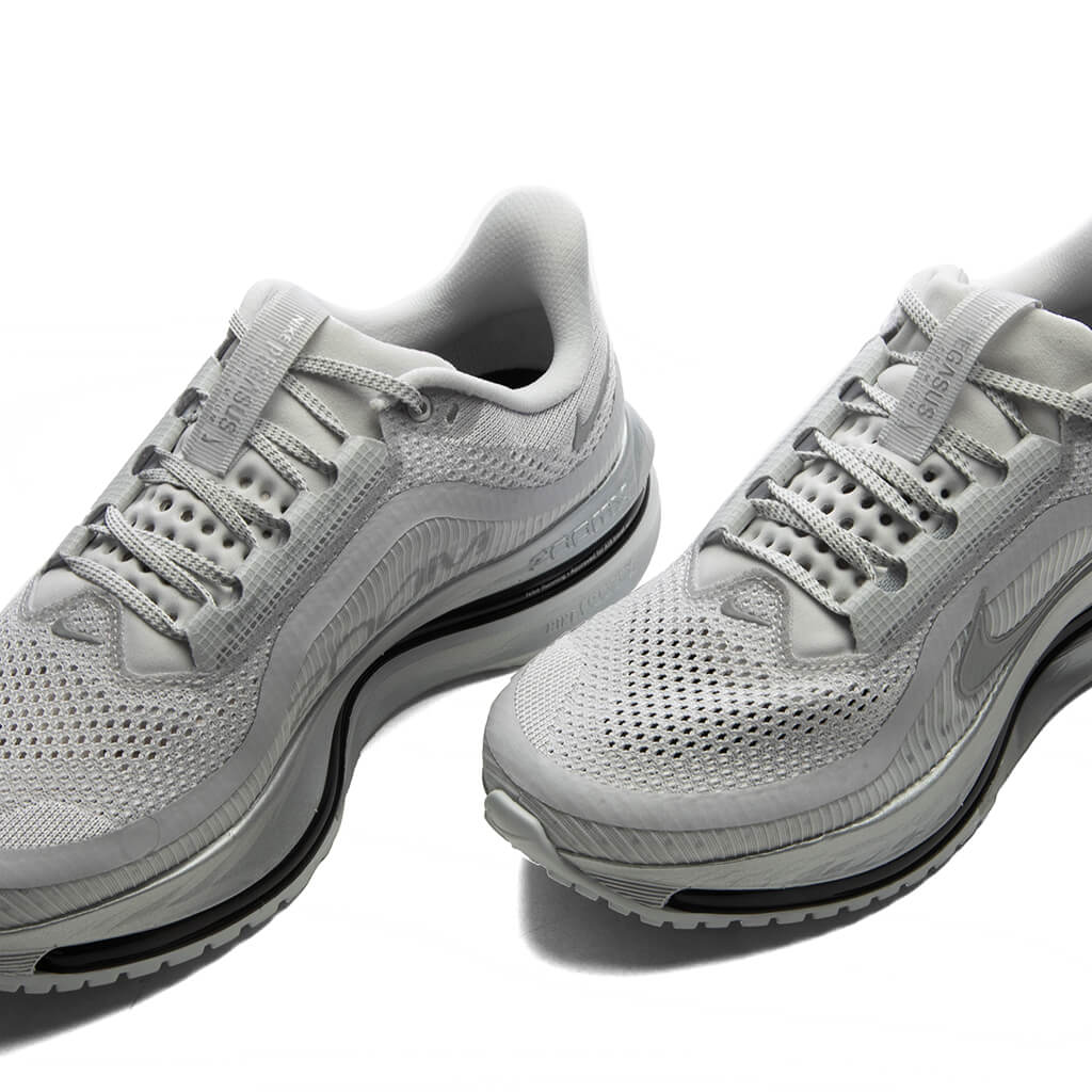 Pegasus Premium - Photon Dust/Metallic Silver/Black