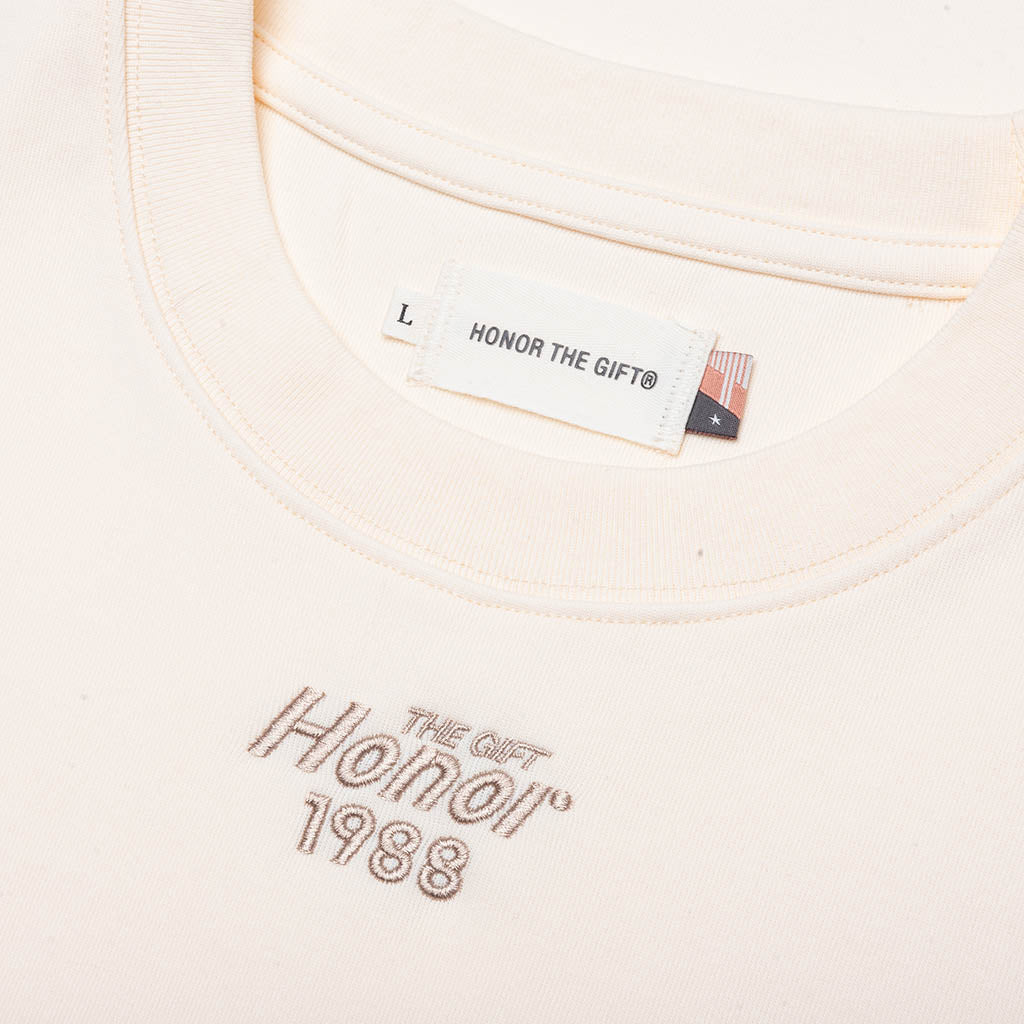 Pendant Box T-Shirt - Bone