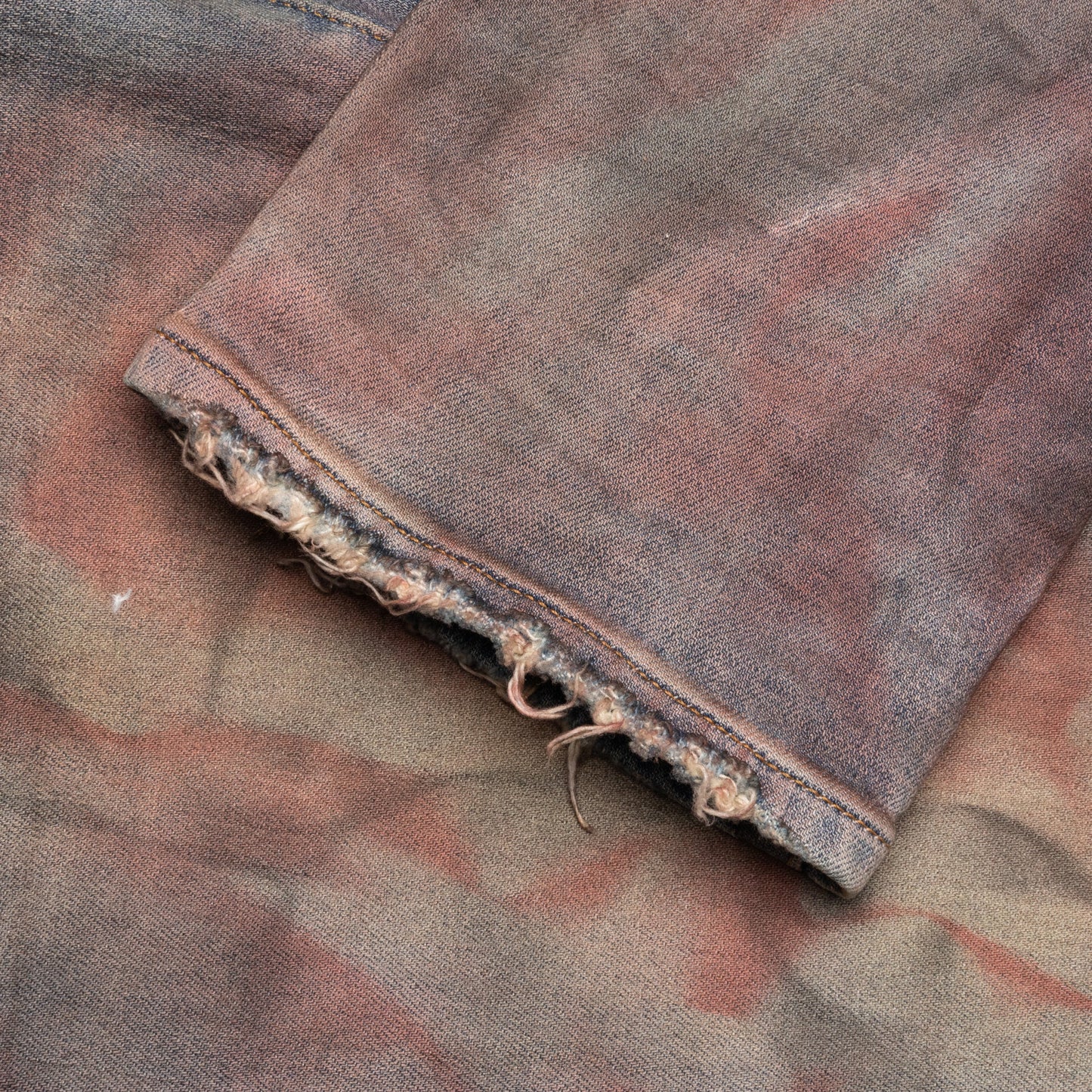 P001 - Crimson Indigo Dirty Resin