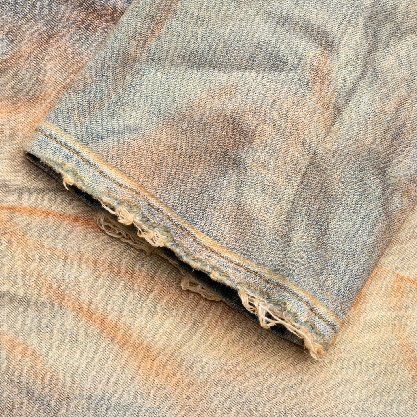 P001 - Rust Indigo Dirty Resin