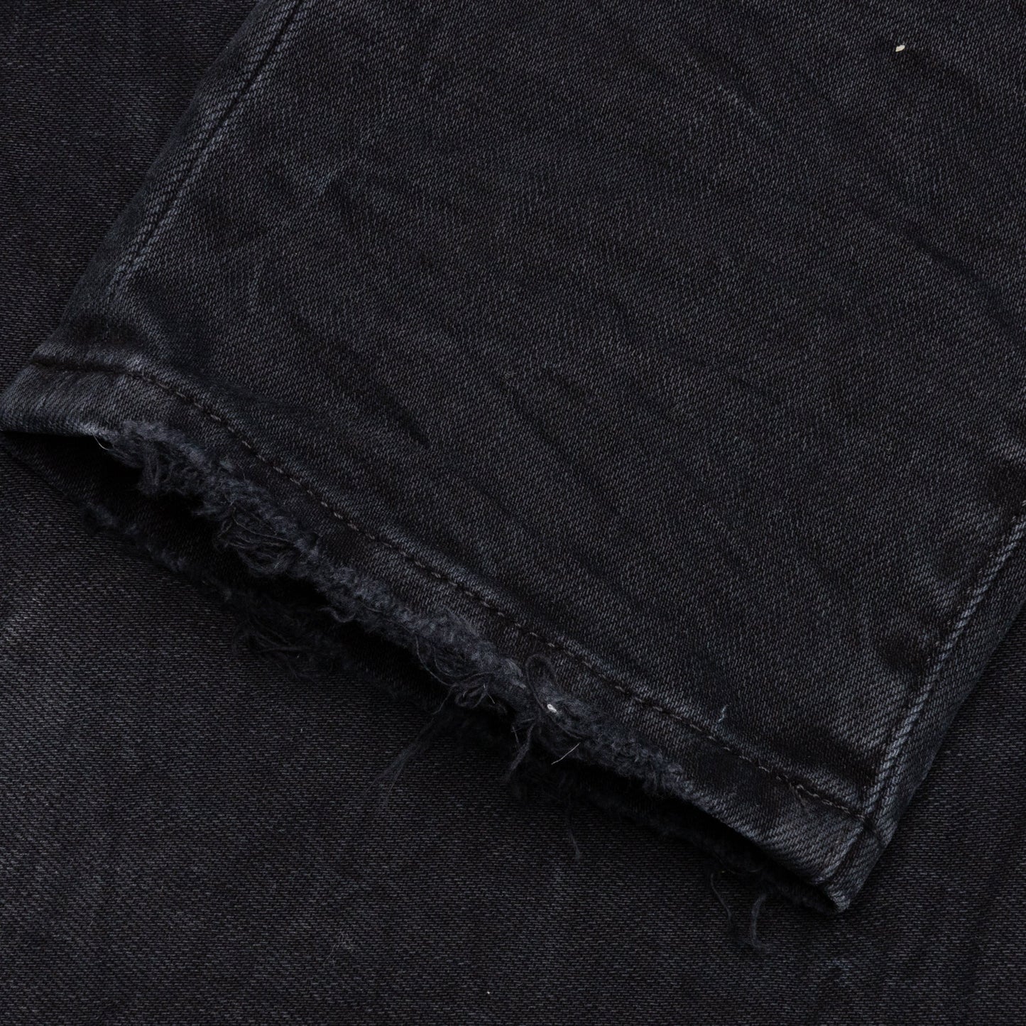 P002 - Black Wash Blowout