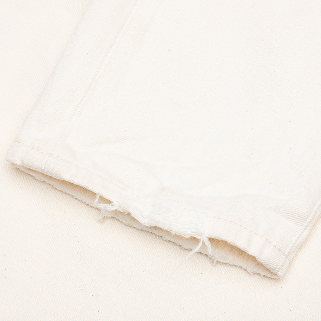 P003 - White Vintage Distress Crop