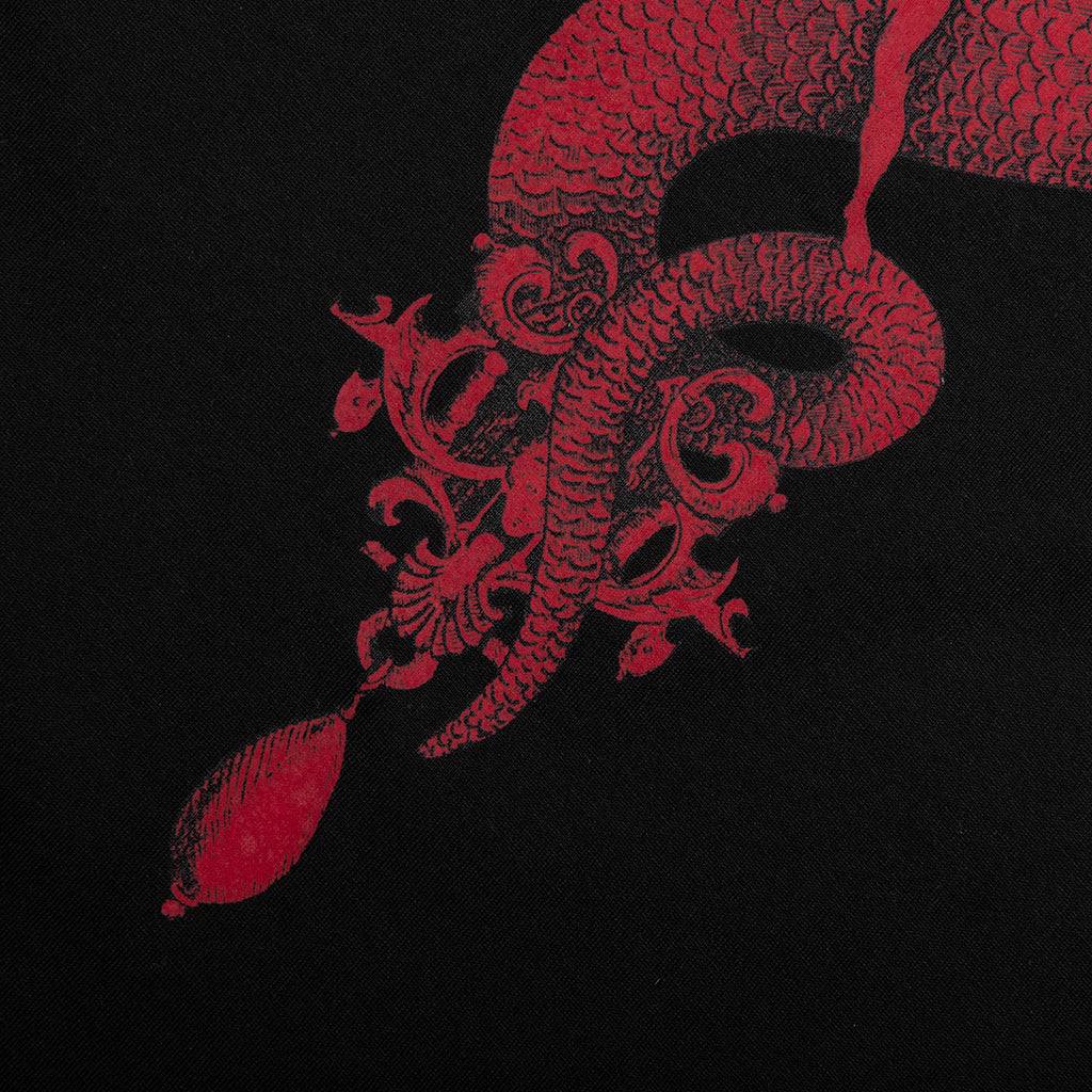 Chandelier and Snake Print T-Shirt - Black