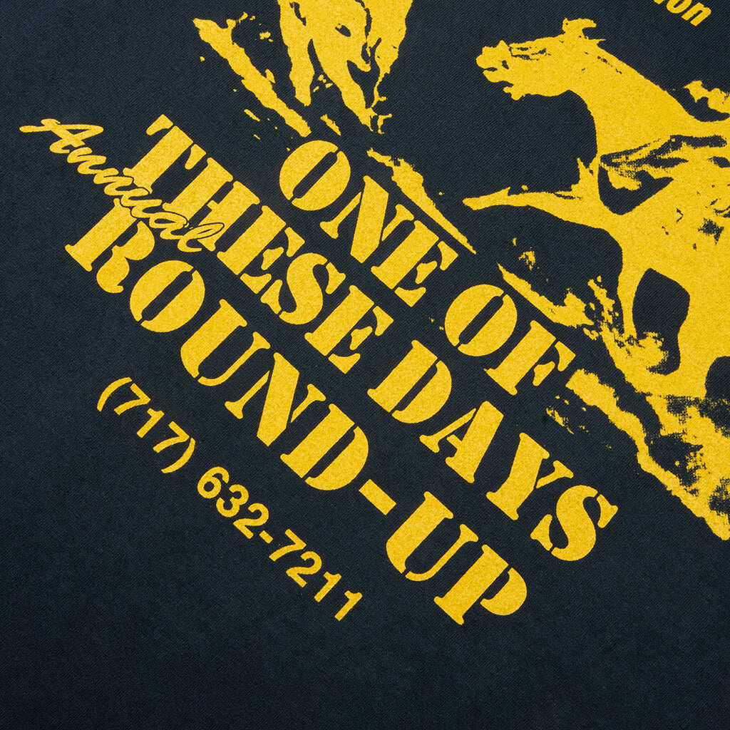 Round Up T-Shirt - Washed Black