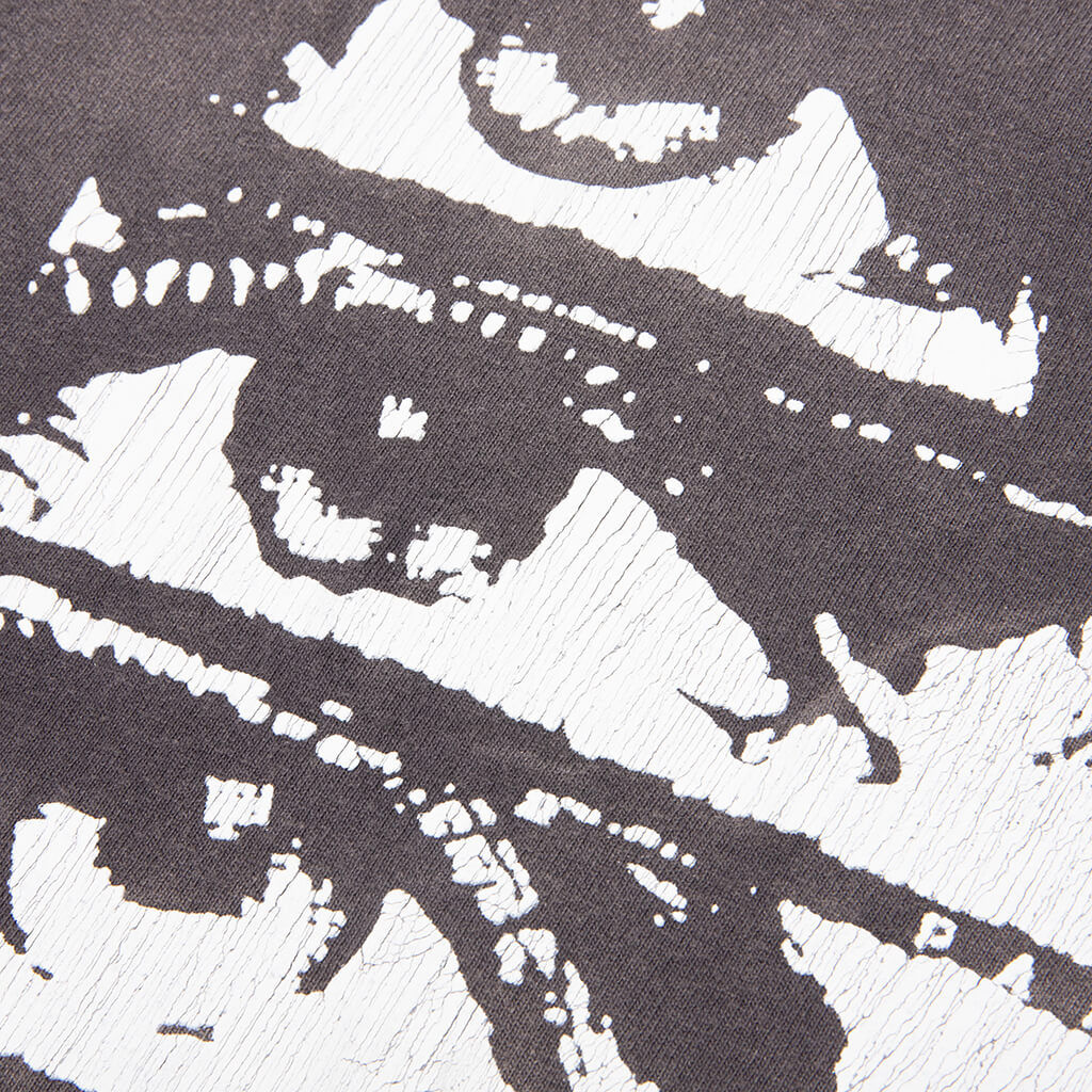 Eyes W.I.H L/S Tee - Black
