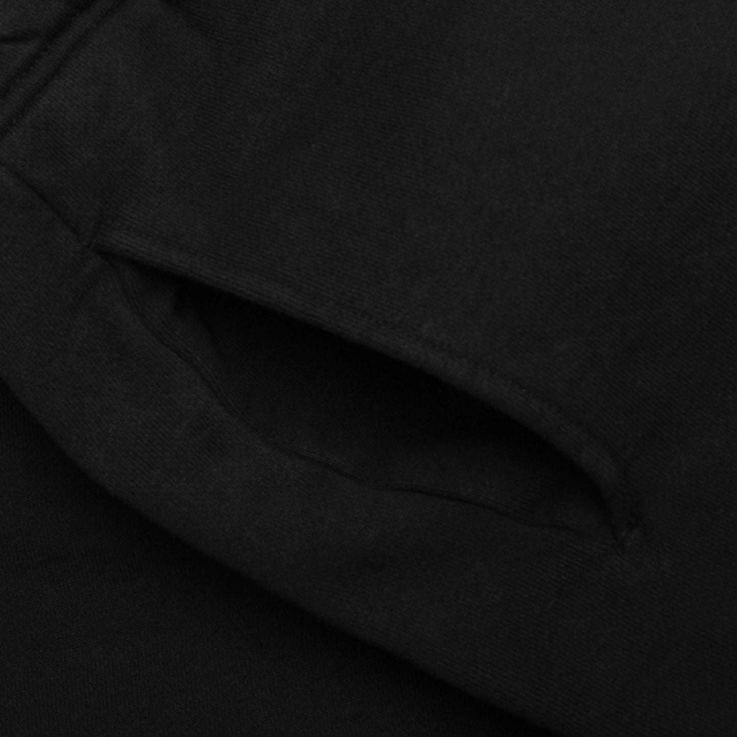 Ribbon Saint Sweatshorts - Black