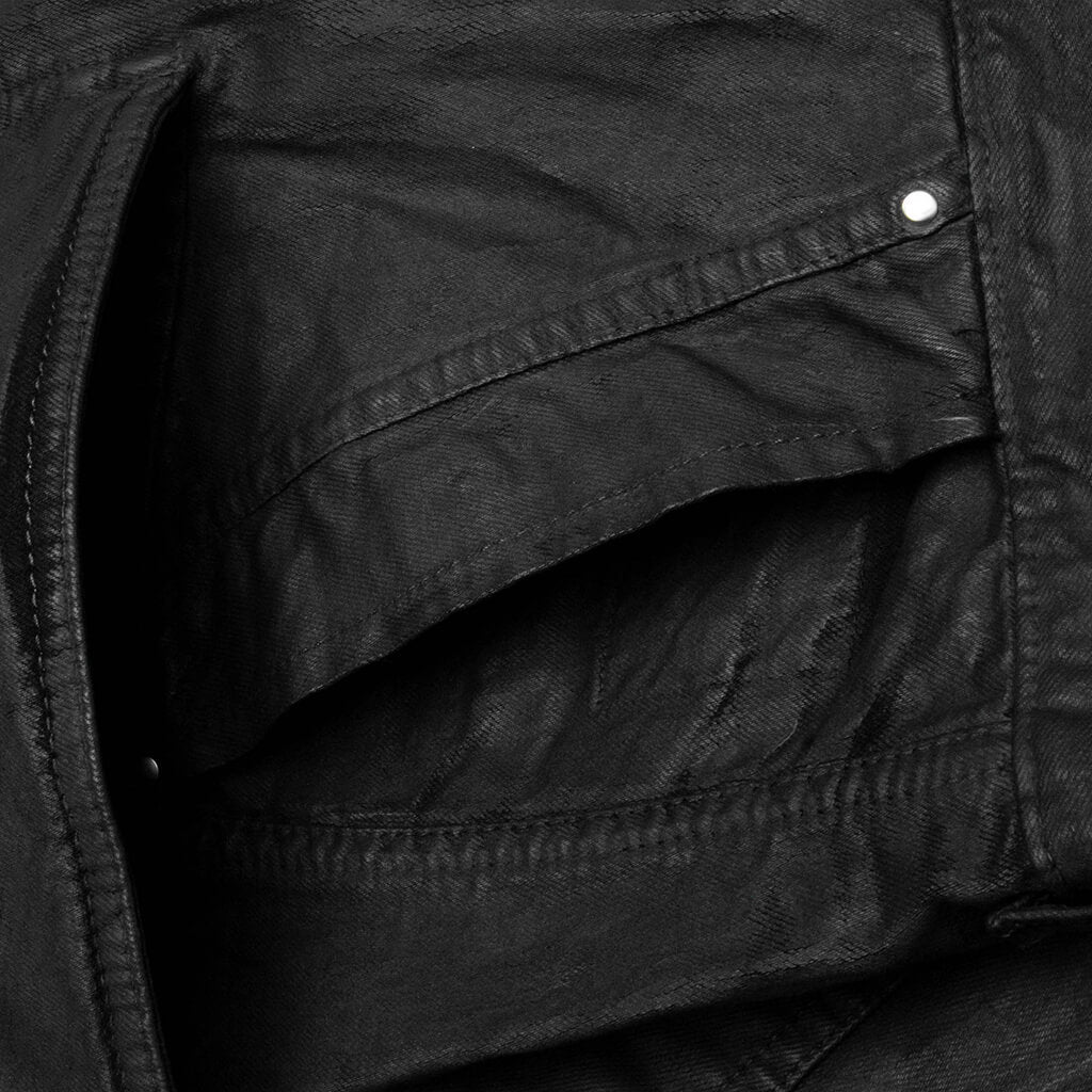 Stefan Cargo Shorts - Black