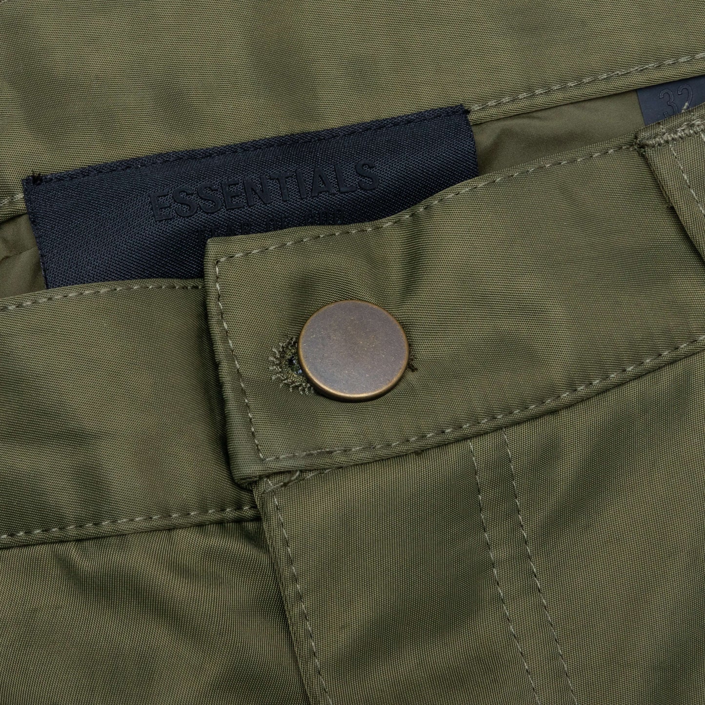 Textured Nylon 5-Pocket Pant - Military