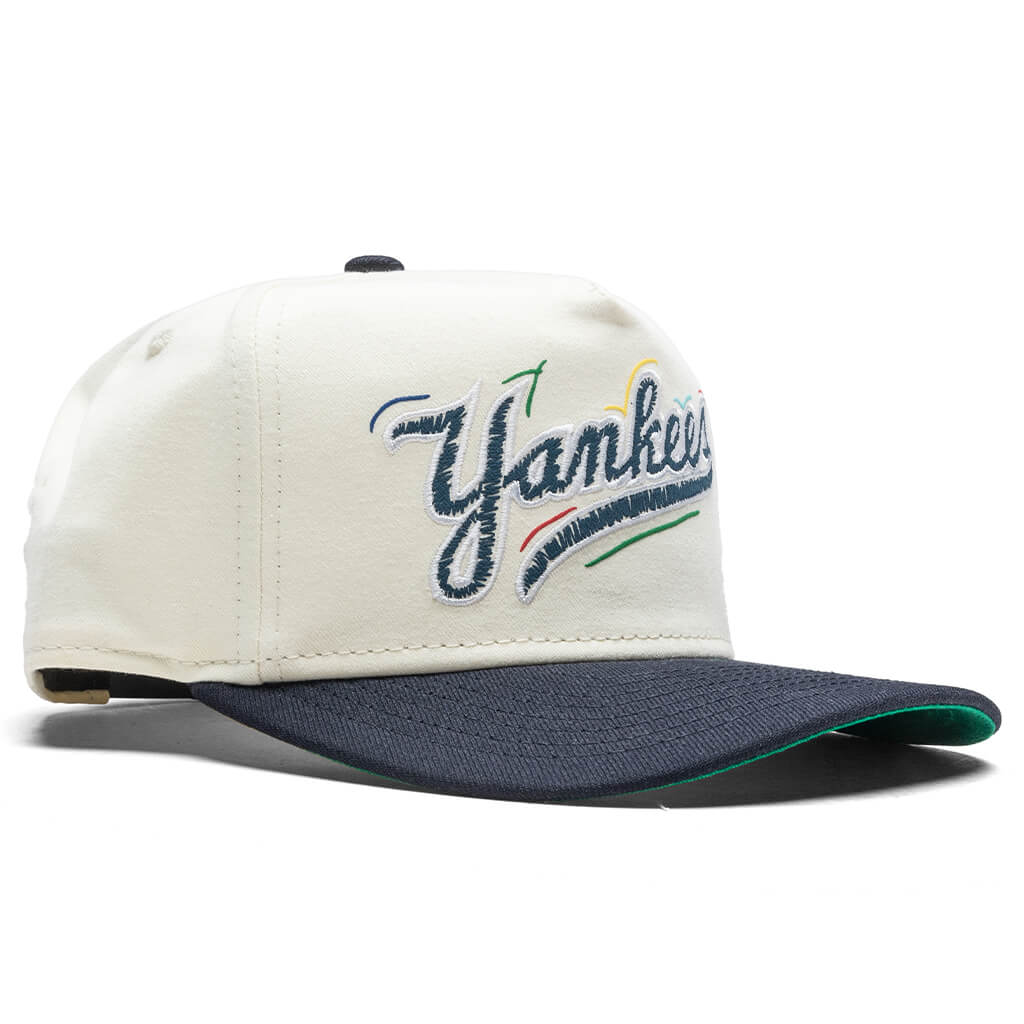 The Golfer Snapback Team Scribble - New York Yankees