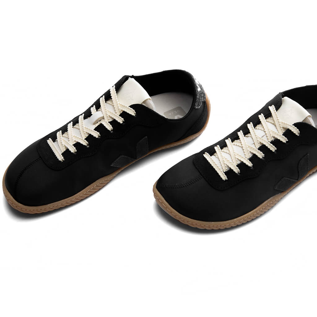 Veja x Baserange Women's Jitsu Nolyn - Black