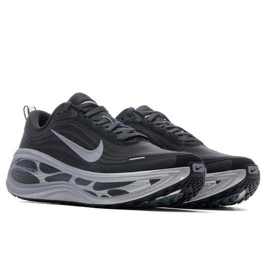 Vomero Plus - Anthracite/Reflect Silver/Cannon